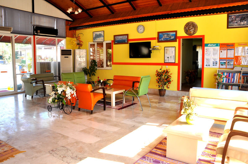 Sayanora Hotel Side Bagian luar foto