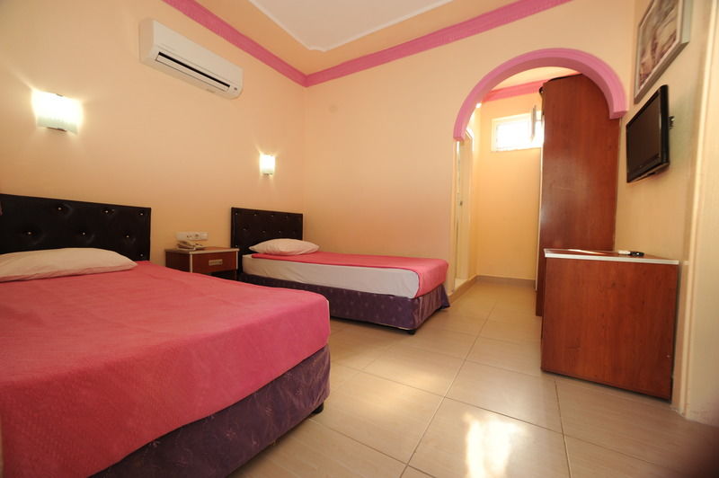 Sayanora Hotel Side Bagian luar foto